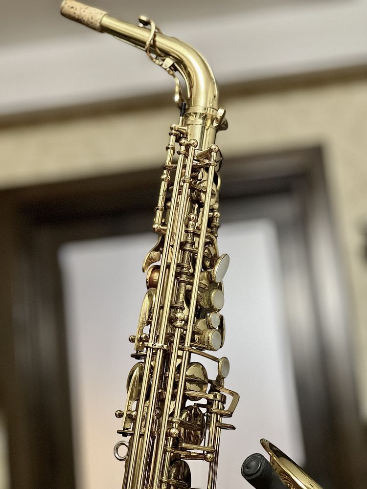 Vând saxofon Yanagisawa 991