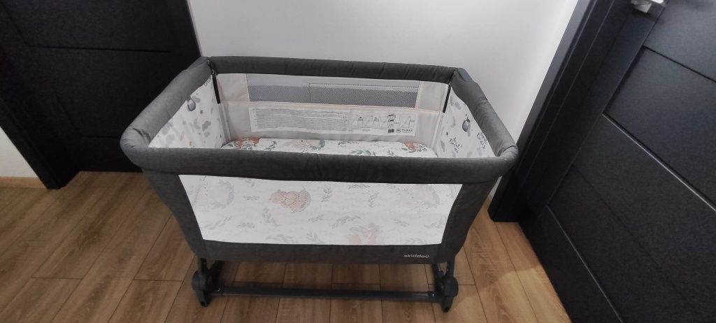 Vand patut co-sleeping pentru bebelusi