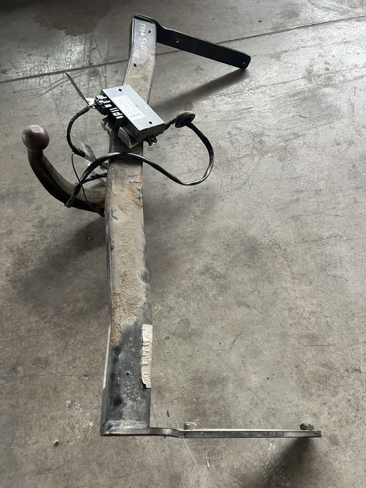 Теглич за Голф 5+/6+