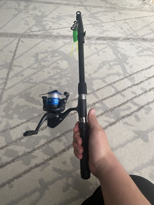 Продам спиниг рыбалка Новый