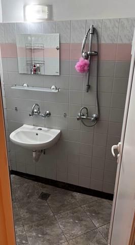 Дава се под наем Едностаен апартамент в Бургас, Възраждане - 40 кв.м за 255 € - Снимка #4