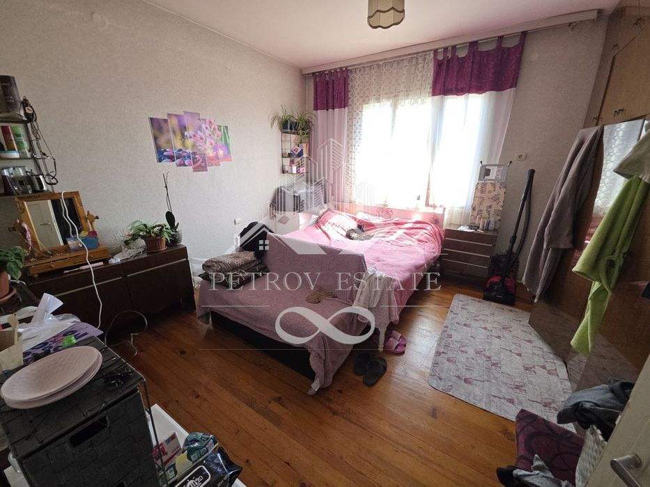 Продава се Къща в Велинград - 300 кв.м за 700 €/кв.м - Снимка #3