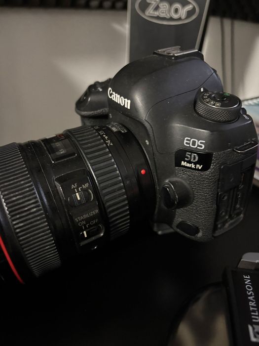 Canon 5D mk IV, 24 105 canon f4, 20 sigma f 1.4