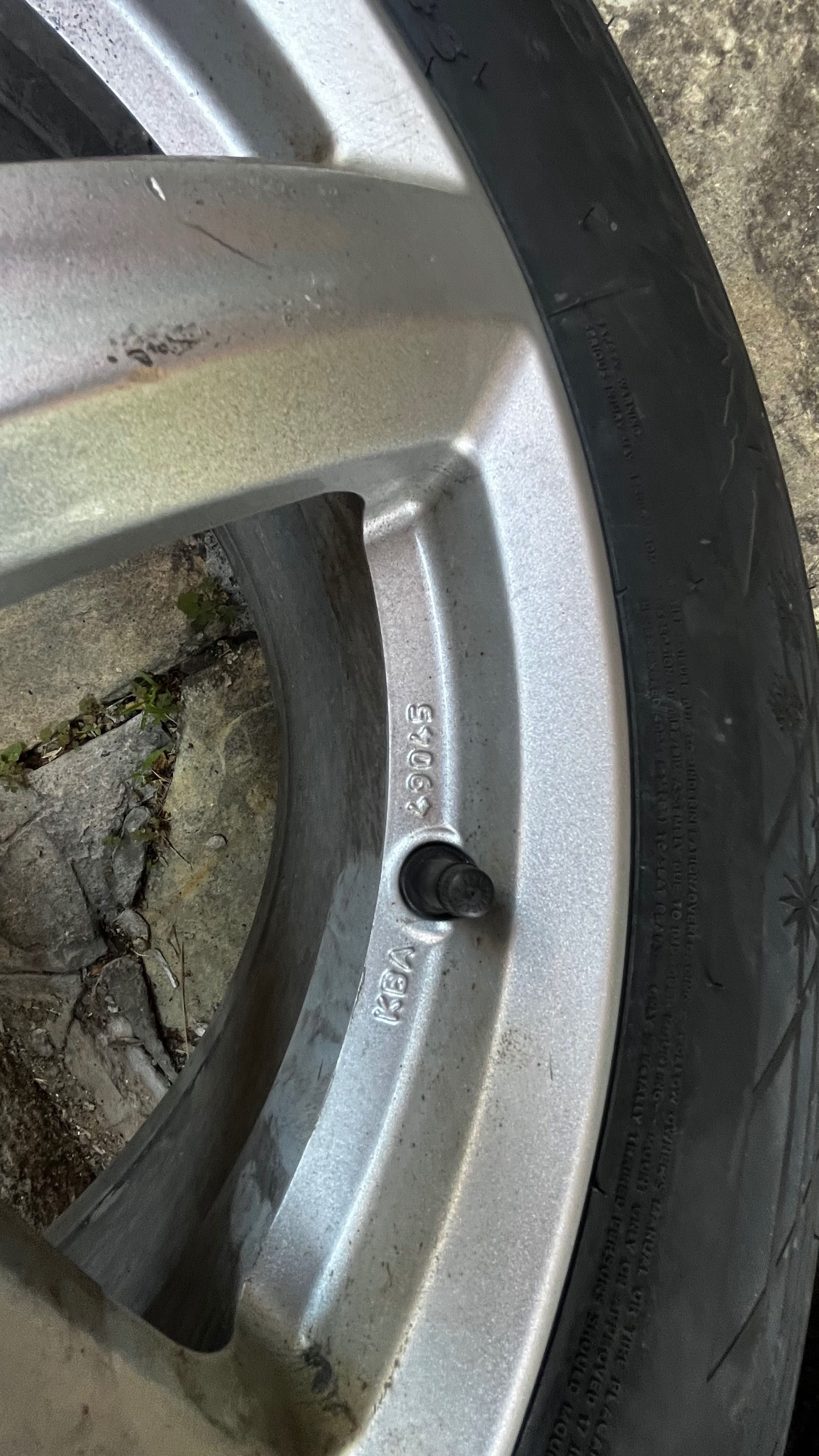 Гуми с джанти за KIA Sportage
