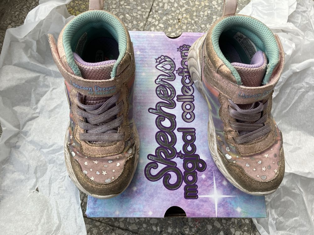 Skechers Unicorn dreams. Мигащи. С еднорог. N 27