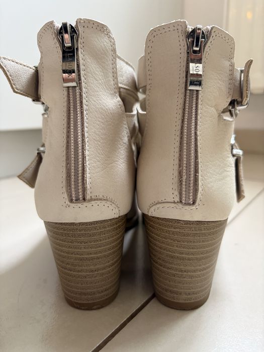 Botine Lasocki de toamna