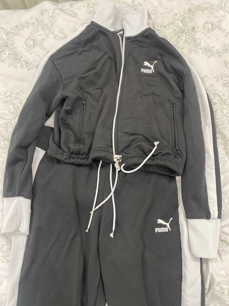 Продавам оригинален комплект на Puma