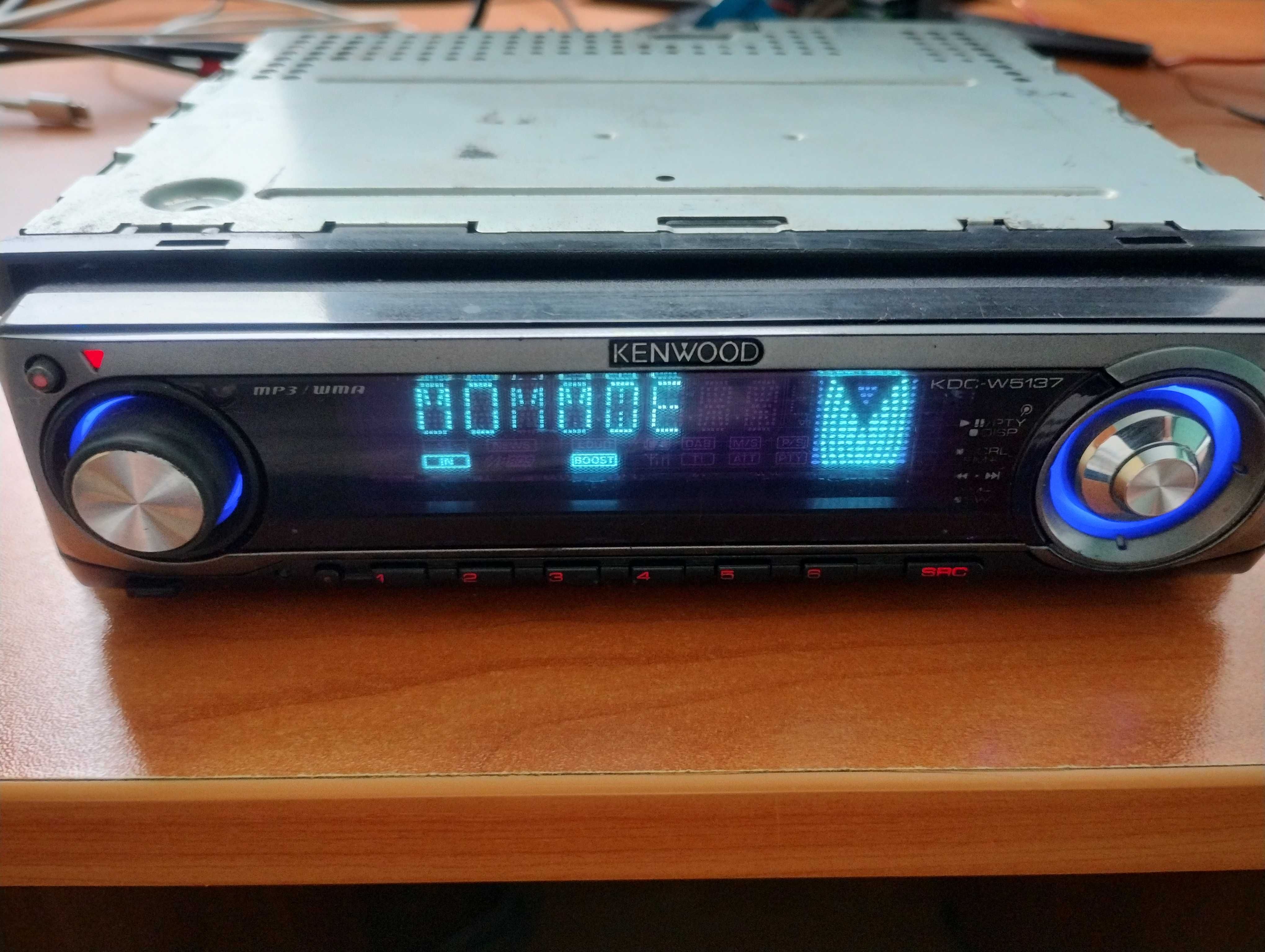 ,,Kenwood" KDC - W5137 ресивър