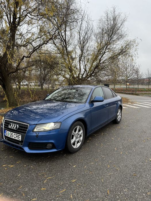 Vând audi a4 b8