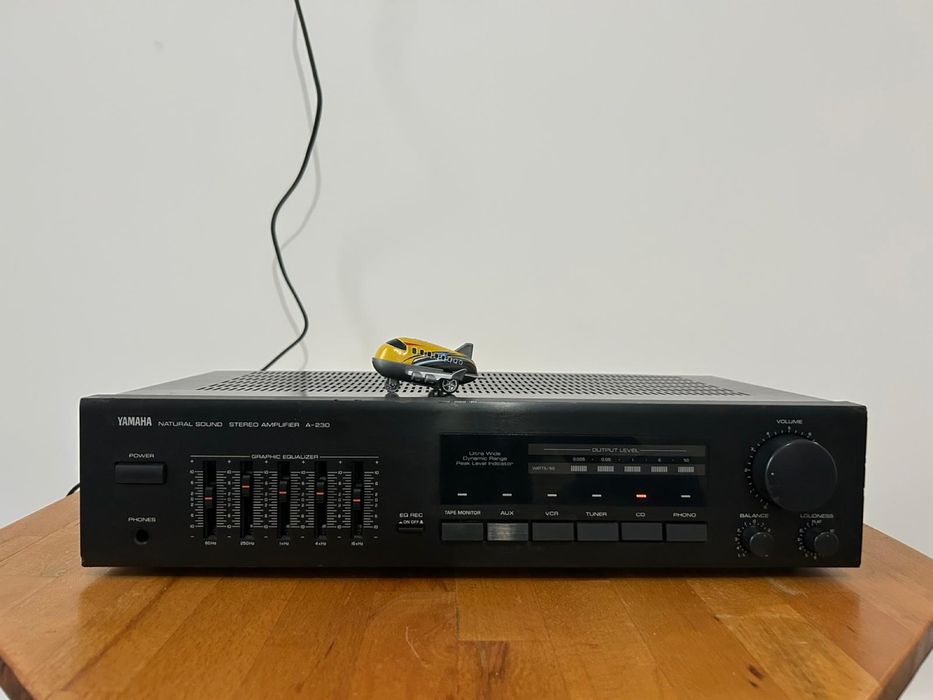 Yamaha A-230-Amplificator vintage