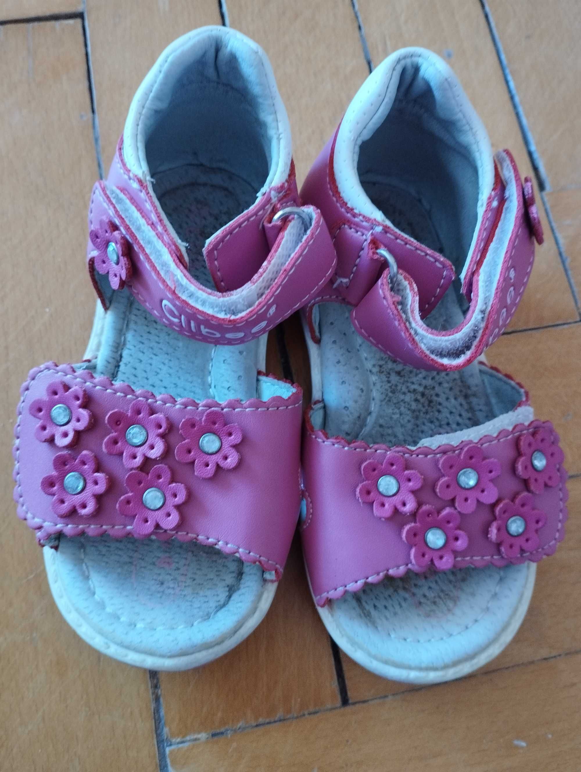 Детски лилави сандали