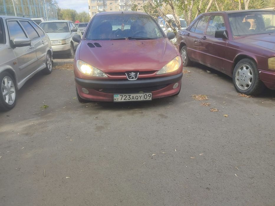 Продам машину не дорого