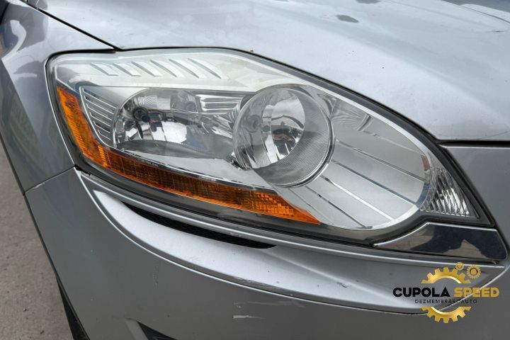 Far dreapta Ford Kuga 1 [2008 - 2013]