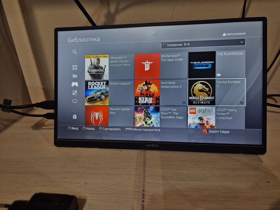 Ps4+ монитор портатив и диски.