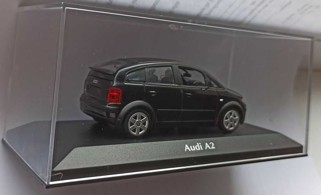 Macheta Audi A2 (8Z) 2000 negru - Minichamps 1/43