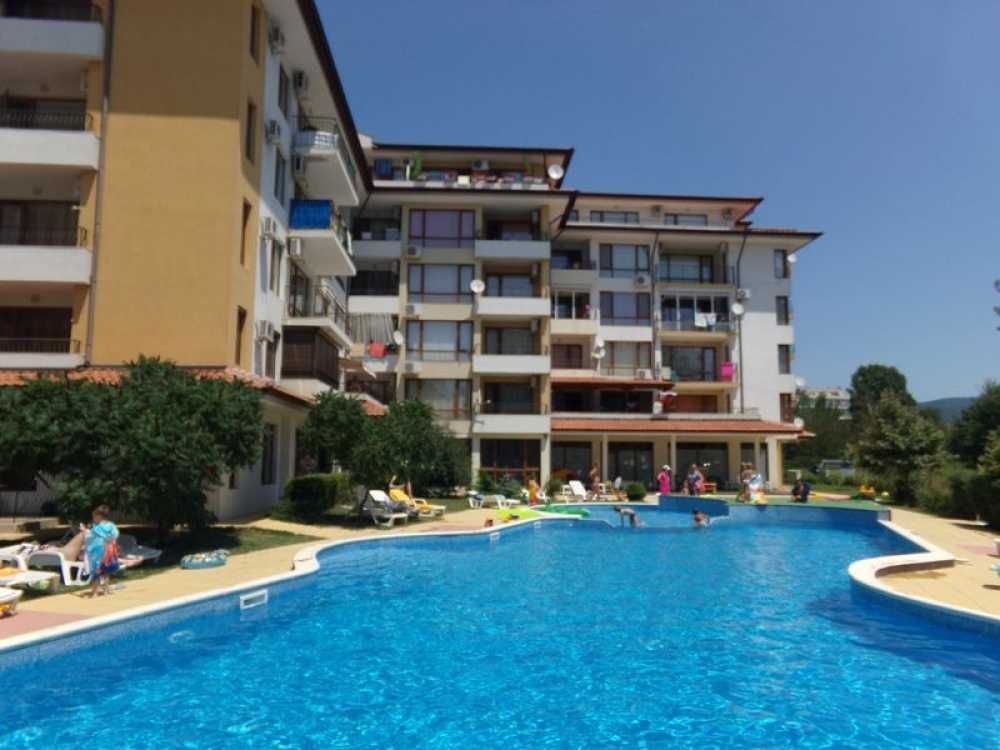Продава се Двустаен апартамент в к.к. Слънчев бряг - 65 кв.м за 985 €/кв.м - Снимка #13