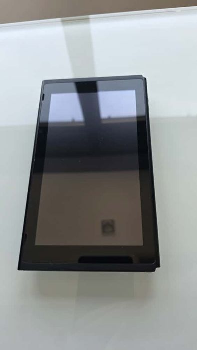 Nintendo Switch + husa , joy-con