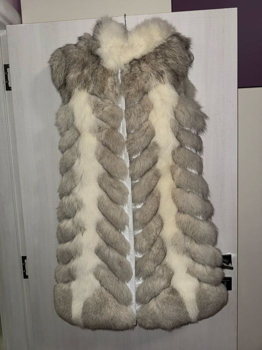 Елек от полярна лисица размер М/Л