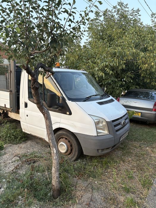 Vând camionetă ford transit