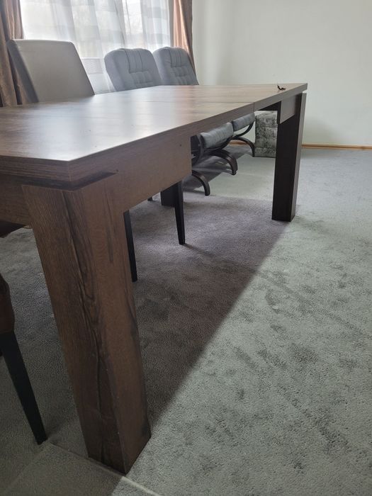 Masa extensibila pentru bucătărie sau sufragerie,pentru 8 persoane!