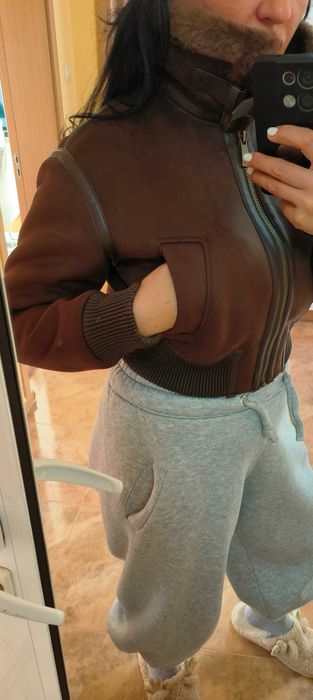 Дамско велурено яке