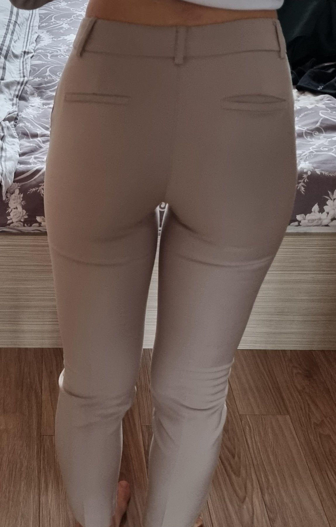 Дамски панталон Reserved - EUR 34