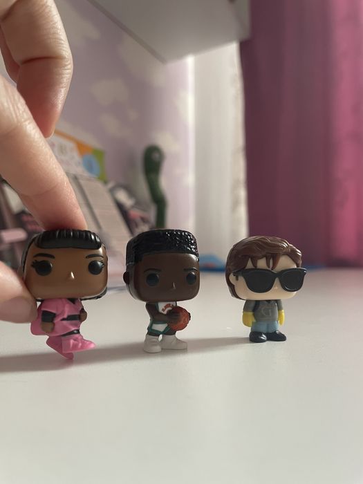 Kinder joy  очень странные дела