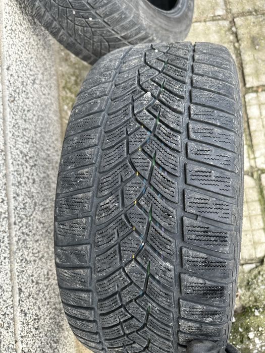 Зимни гуми 245/45 R18 Goodyear UltraGrip – комплект 2 броя