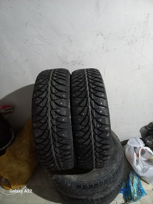 Зимные шины 185/60 р14