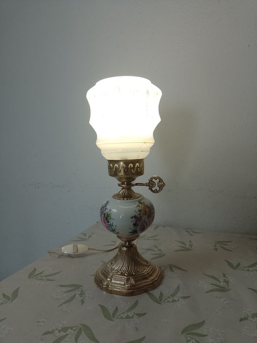 Veioză cu bec led