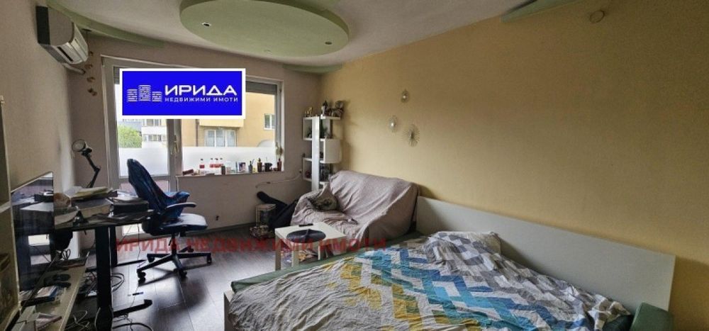 Четиристаен апартамент в Дървеница