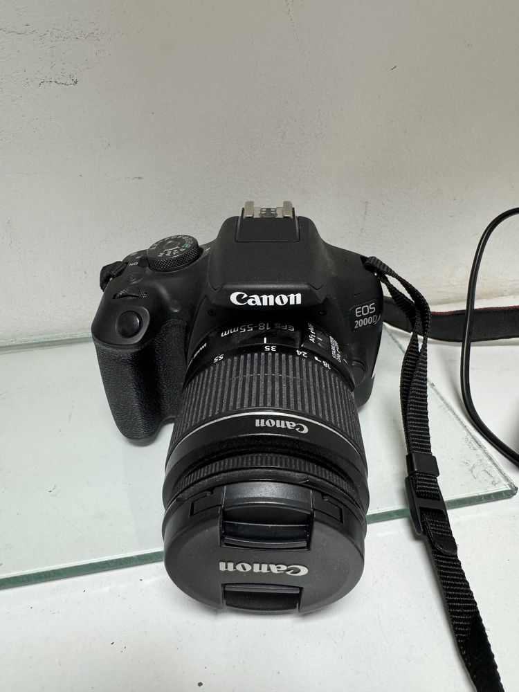 Canon EOS 2000d efs 18-55mm