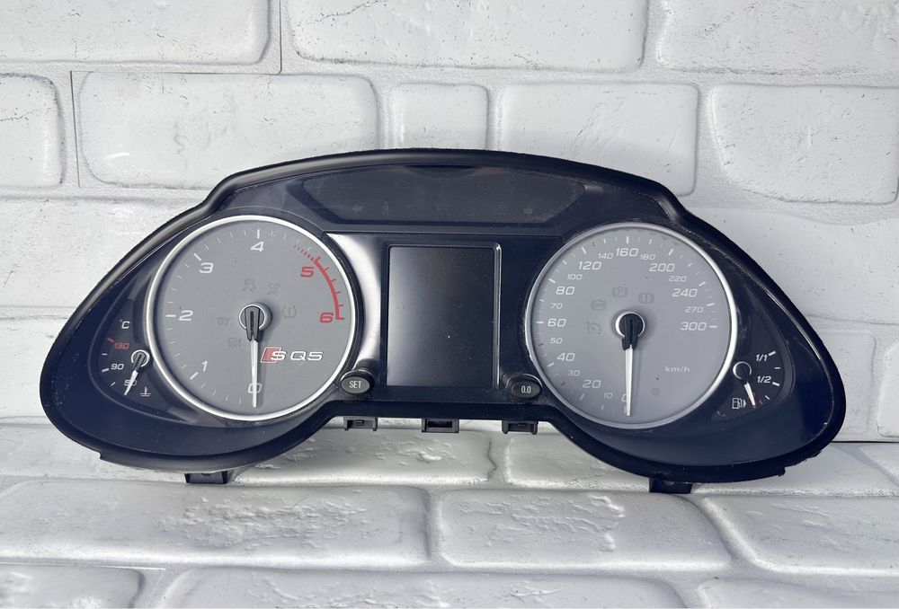 Километраж AUDI SQ5 8R0920931G