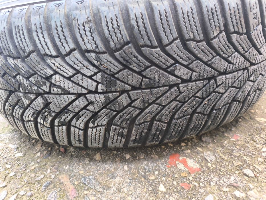 Зимни гуми с джанти Дот 2023 Kumho 205/65/15 5*120