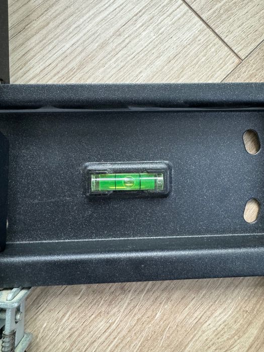 крепление для телевизора