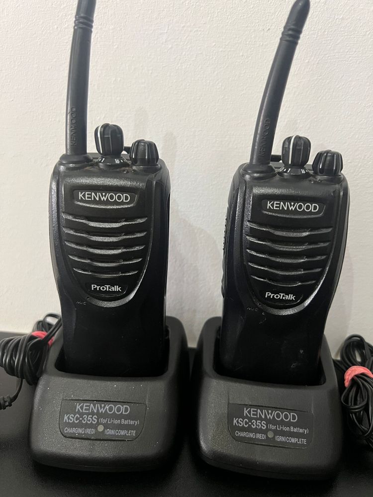 Statii portabile Kenwood profesional