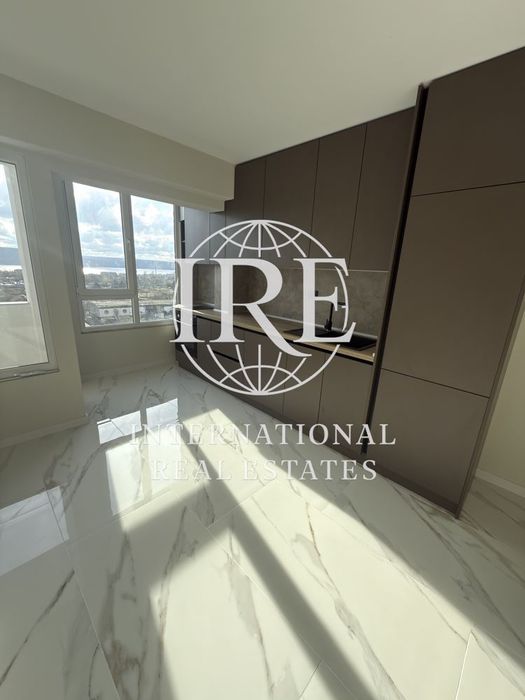 Продава се Тристаен апартамент в Варна, Трошево - 70 кв.м за 1224 €/кв.м - Снимка #1