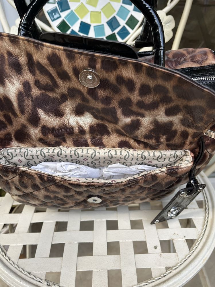 Дамска чанта Guess