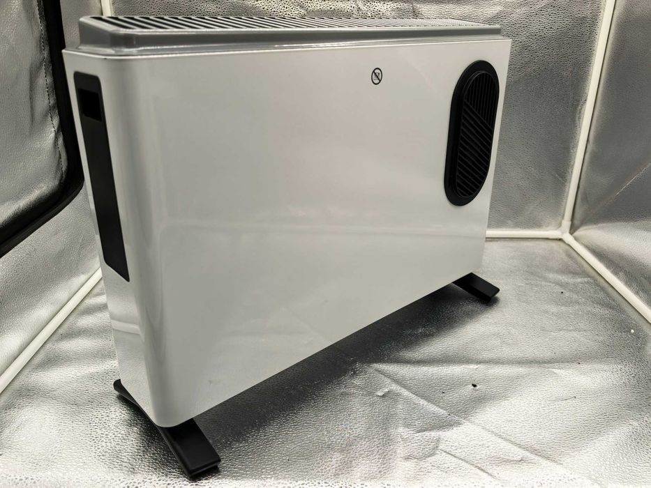 Convector electric podea alb 2000W  139 lei