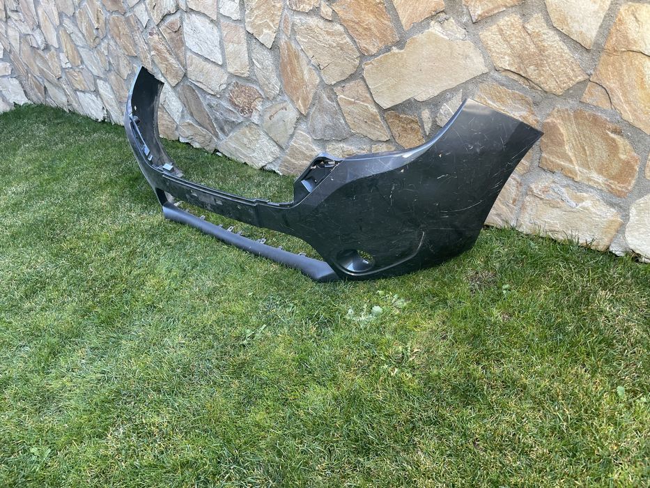 Броня предна за дачиа докер