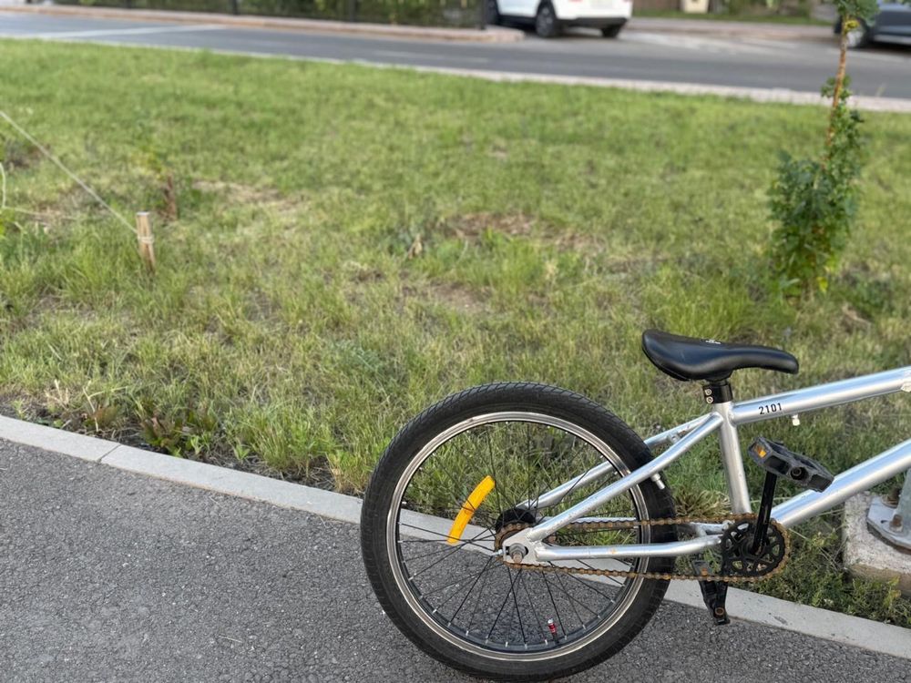 Продаем велосипед BMX FNIX