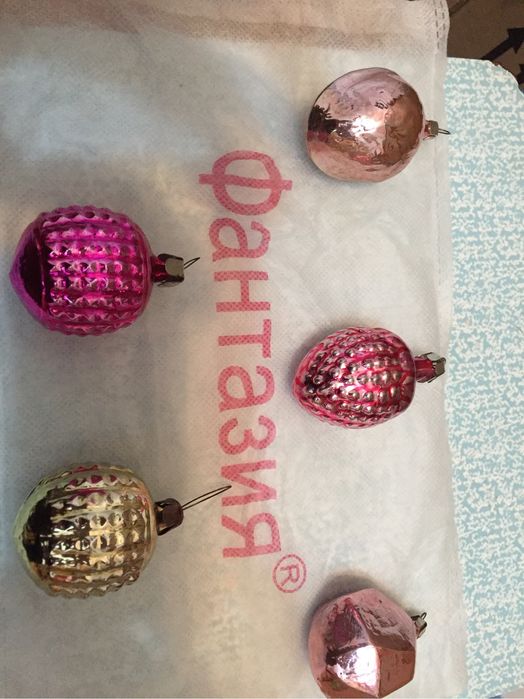 Игрушки елочные стеклянные