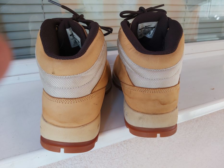 NIKE, ACG,трисезонни маратонки N43,28см стелка.