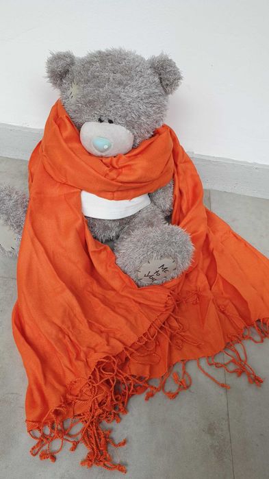 Esarfe modele si culori diferite