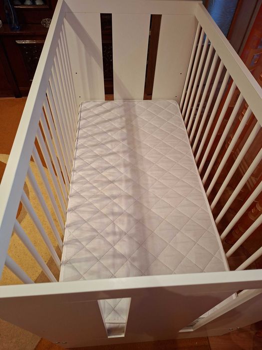 Patut bebe cu saltea