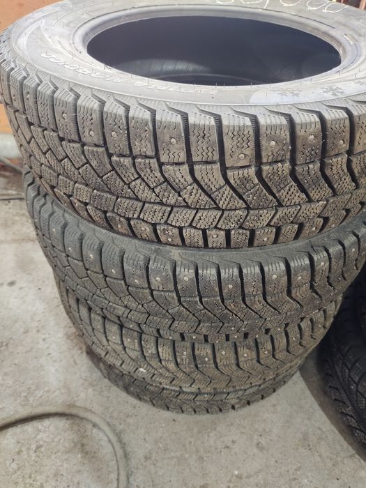 Резина зимний в отличном Сост.