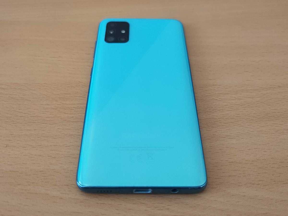 Samsung Galaxy A51, 128гб, Super Amoled, 128гб, 4000mah, 48мп камера