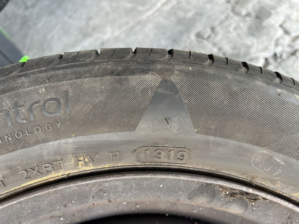 2 бр. летни гуми 185/60/15 Hankook DOT 1319 6 mm