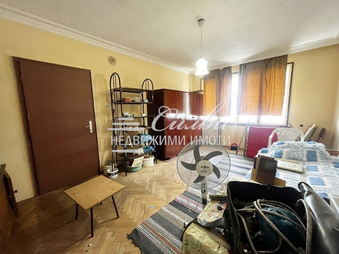 Продава се Тристаен апартамент в Шумен, Военно училище - 104 кв.м за 1347 €/кв.м - Снимка #4