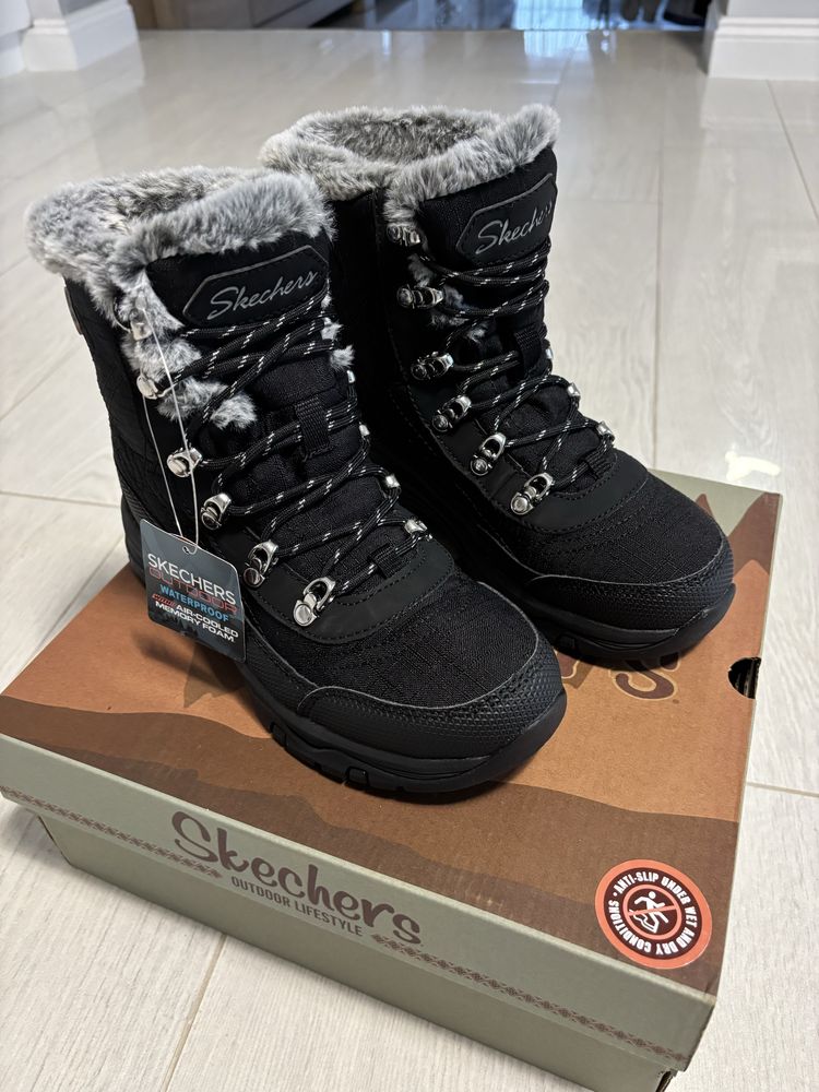 Cizme impermeabile Skechers marimea 35,5